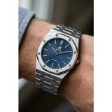 Beverly Hills Polo Club Gümüş Geometrik Kasa Erkek Kol Saati | 39 mm Çelik Kasa, Gümüş Çelik Kordon, Lacivert Kadran