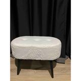 Beylerbeyi Gürgen Ahşap Ayak Welsoft Kumaş Oval Pufidik Puf Bench Tabure Sandalye - Beyaz - Siyah