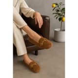 Beyond Kadın Kahverengi Tokalı Peluş Ev Babeti BYNDVT03