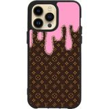 BG AKSESUAR Apple iPhone 13 Pro ile Uyumlu Siyah Silikon Kılıf, Louis Vuitton Baskılı, Pembe Detaylı, Çiziklere ve Darbelere Karşı Koruma