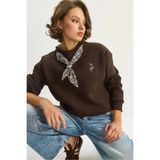 Bianco Lucci Kadın Fular Detaylı Ceylan Nakışlı Üç İplik Şardonlu Oversize Sweatshirt 6916 60283615