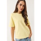 Bianco Lucci Kadın Tereyağ Bisiklet Yaka Vatkalı Pamuklu Basic T-Shirt 241134 60283128