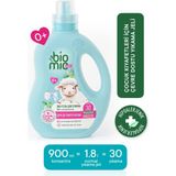 Biomio Baby Sensitive 2'si 1 Arada Bebek Sıvı Çamaşır Deterjanı ve Yumuşatıcı 900 ml | Bitkisel Içerikli, Hipoalerjenik, Hassas Ciltler Için, Renkliler ve Beyazlar