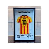Bi'şeyler Sepeti Gheorghe Hagi - Forma İmzalı Çerçeve Hediyelik 14x22 cm