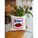 Bisou Punch Işlemeli Pamuklu Kırlent Kılıfı - 43X43CM - Punch Kırlent Kılıfı - 43 x 43 cm - Kırmızı - Pembe - Lacivert
