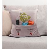 Bk Gift Eğlenceli Tasarımlı Organizer Kumanda ve Atıştırmalık Cepli Pembe Kırlent Yastık- 7, Ev Dekoru, - 43 x 43 cm - Renkli