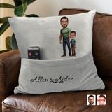 Bk Gift Kişiye Özel Baba Oğul Karikatür Tasarımlı Organizer Kumanda ve Atıştırmalık Cepli Gri Kırlent Yastık-21 Arkadaşa , Cepli Yastık