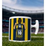 Bk Gift Kişiye Özel Baba&çocuk Sarı-Lacivert Forma Tasarımlı Hammer Kulplu Beyaz Kupa Bardak, Arkadaşa Hediye, Sevgiliye Hediye, Taraftar Hediyesi - Renk - Renkli