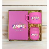 Bk Gift Kişiye Özel Isimli Dtf Anne Temalı Pembe Defter & Kahve Fincanı & Mum Hediye Seti-3, Anneye Hediye, Anneler Günü Hediyesi