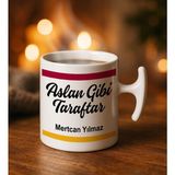 Bk Gift Kişiye Özel Isimli Sarı Kırmızı Taraftar Tasarımlı Hammer Kulplu Beyaz Kupa Bardak-8, Arkadaşa Hediye, Sevgiliye Hediye, Taraftar Hediyesi - Renk - Renkli