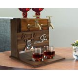 Bk Gift Kişiye Özel Kabartma Geyik Tasarımlı Isimli Çift Musluklu Doğal Ahşap Içki Standı-1, Içki Standı, Doğum Günü Hediyesi, Ev Hediyesi - Renk - Renkli