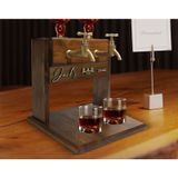 Bk Gift Kişiye Özel Kabartma İsimli Çift Musluklu Doğal Ahşap Viski Standı, İçki Standı, Doğum Günü Hediyesi, Ev Hediyesi, Erkek Hediye-36