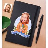 Bk Gift Kişiye Özel Öğretmen Karikatürlü Siyah Defter ve Metal Versatil Kalem(0,7 Kurşun) Hediye Seti-4