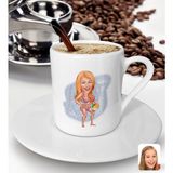 Bk Gift Kişiye Özel Tatilci Kadın Karikatürlü Türk Kahvesi Fincanı-1 - Beyaz