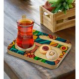 BK Kişiye Özel Doğal Ahşap Kaşıklı Sunum Tabağı ve Heybeli Çay Bardağı Hediye Seti - Model 7 - Renkli
