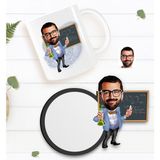 BK Kişiye Özel Erkek Kimya Öğretmeni Karikatürlü Beyaz Kupa ve Ahşap Bardak Altlığı Hediye Seti-1