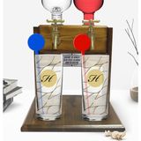 BK Kişiye Özel Renkli Baskılı Baş Harf Isim Tasarımlı Ikili Vodka Bardağı ve Çift Musluklu Doğal Ahşap Vodka Standı-3
