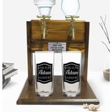 BK Kişiye Özel Renkli Baskılı Rakı Içen Adam Tasarımlı Ikili Rakı Bardağı ve Çift Musluklu Doğal Ahşap Rakı Standı-1