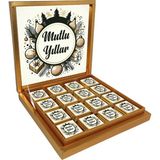 Blackeye Chocolate Kişiye Özel Yeni Yıl Çikolatası - Mutlu Yıllar - Yeni Yıl Hediyesi - 32 Adet Madlen Çikolata