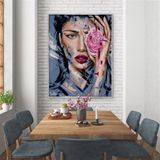 Blue Eyes Pink Rose Yağlı Boya Dokulu Tablo 50X70 Siyah Çerçeveli