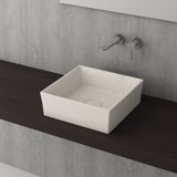 Bocchi Vessel Kare Tezgah Üstü 38 cm Parlak Bisküvi Lavabo