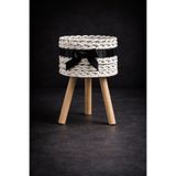 Bohem studio Ayaklı Kurdeleli Örgü Saksı – Beyaz Bohem Dekoratif Çiçeklik-20 cm çap