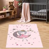 Bona Fortuna Ayda Oturan Kız Desenli Yıldızlı Halı Dijital Baskı Yıkanabilir Kaymaz Taban Kız Çocuk Odası Halısı - 80 x 250 cm - Pembe