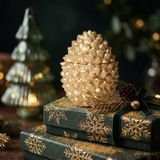 Boowan Nicole Woodland Pinecone Mum Kavanoz Silikon Kalıp SH1510 | Alçı, beton, sıva ve reçine dökümü için destek kabuklu kapaklı çam kozalağı mum kavanozu kalıbı.