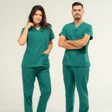 Boskami Medikal Ektra Likralı Unisex Medikal Yeşil Alt Üst Takım Doktor Hemşire Uniforma Scrubs - Ameliyathane Yeşili