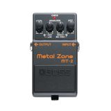Boss MT-2 Metal Zone distorsiyon gitar pedalı | Gitar ve bas için iki kademeli kazanç ve aktif üç bantlı ekolayzer ile yüksek kazançlı bozulma