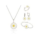 Brezza Lusso Jewelry 925 Ayar Gümüş Papatya Model Kolye Yüzük Küpe Bileklik Kadın Set