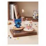 Bricks make a wise life Stitch ve Hello Kitty Bricks 3D yapboz - İkili Set - Dekoratif Koleksiyon - Eğitici Hobi Oyuncak - Kutulu Ambalaj - Orijinal