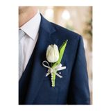 Bridal Luxe Lale ve inci detaylı damat yaka çiçeği