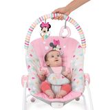 Bright Starts, Disney Bebek Minnie Mouse'u Titreşimli ve Çıkartılabilir Oyuncak Çubuğuna Sahip, Bebekten Yürümeye Başlayana Sallanan Oyuncaklı Beşik - Forever Besties, Yenidoğan ve Üzeri