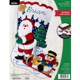 Bucilla Keçe Aplike 45,72 cm Çorap Yapma Seti, Noel Baba ile Kızak, Kendin Yap Sanatları ve El Sanatları için Mükemmel, 89477E