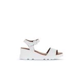 Bueno Shoes 01WA0507 Beyaz Deri Kadın Dolgu Topuklu Sandalet
