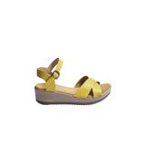 Bueno Shoes 01WL3303 Sarı Deri Dolgu Topuklu Kadın Sandalet