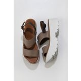 Bueno Shoes 01WU11400 Gri Deri Kadın Dolgu Topuklu Sandalet