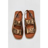 Bueno Shoes 01WU3306 Altın Parlak Deri Kadın Düz Sandalet