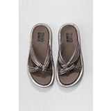 Bueno Shoes 01WU4602v Gümüş Parlak Deri Kadın Dolgu Topuklu Terlik