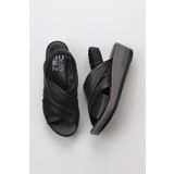 Bueno Shoes 01WU5700 Siyah Deri Kadın Dolgu Topuklu Sandalet