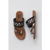 Bueno Shoes 01WU7448 Gri Siyah Parlak Deri Kadın Parmak Arası Terlik