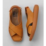 Bueno Shoes 01WY1012 Turuncu Deri Kadın Dolgu Topuklu Sandalet