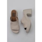 Bueno Shoes 01WY12200 Krem Deri Kadın Topuklu Terlik