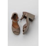Bueno Shoes 01WY12501 Gri Deri Kadın Topuklu Sandalet