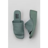 Bueno Shoes 01WY2404 Yeşil Açık Deri Kadın Dolgu Topuklu Terlik