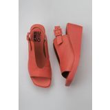 Bueno Shoes 01WY2405 Mercan Deri Kadın Dolgu Topuklu Sandalet