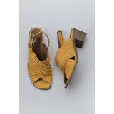 Bueno Shoes 01WY4902 Sarı Deri Topuklu Kadın Sandalet