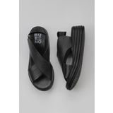 Bueno Shoes 01WY5703 Siyah Deri Kadın Dolgu Topuklu Sandalet