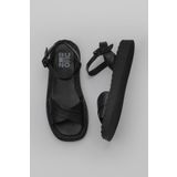 Bueno Shoes 01WY9102 Siyah Deri Kadın Düz Sandalet